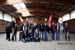 Gruppenfoto-Mai-2013-1024.jpg